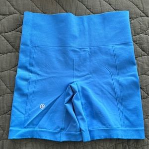 Lululemon spandex shorts - size 6